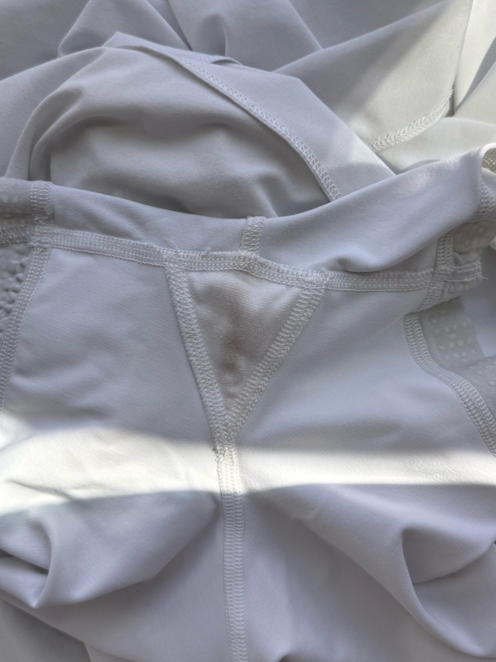 Lululemon Court Rival High Rise Skirt in White size 8 - Picture 10 of 10